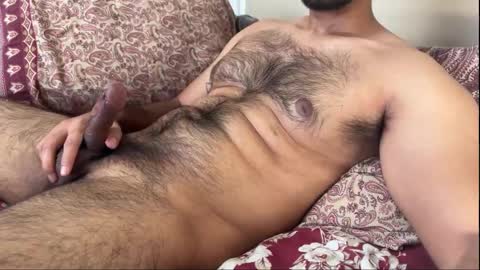 Snapshot of bigvic6920 chatting on February 2, 4:05 am bigvic6920 online show from February 2, 4:05 am