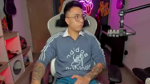 bigxboy96 online show from October 29, 11:39 pm