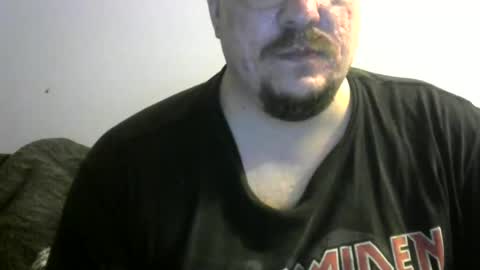 Snapshot of bigxcountry_39 chatting on March 27, 1:44 am bigxcountry_39 online show from March 27, 1:44 am
