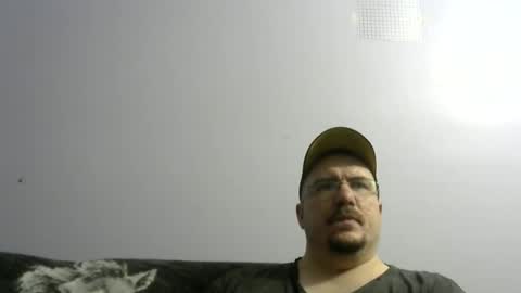 Snapshot of bigxcountry_39 chatting on April 24, 5:32 am bigxcountry_39 online show from April 24, 5:32 am