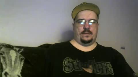 Snapshot of bigxcountry_39 chatting on May 2, 5:12 am bigxcountry_39 online show from May 2, 5:12 am