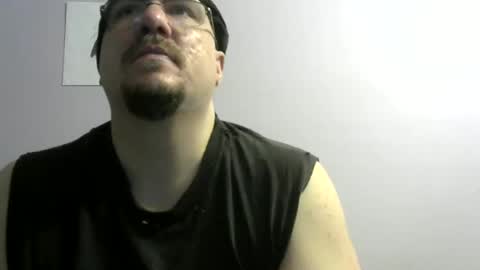 Snapshot of bigxcountry_39 chatting on May 28, 4:32 am bigxcountry_39 online show from May 28, 4:32 am