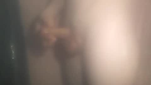 Snapshot of bigzent27 chatting on November 4, 4:11 am bigzent27 online show from November 4, 4:11 am