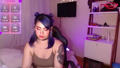 biigbooty_ online show from December 31, 5:11 am