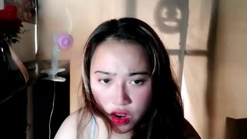 Snapshot of bikaka_day chatting on March 11, 1:44 am bikaka_day online show from March 11, 1:44 am