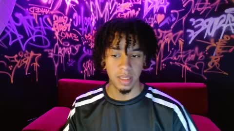 Sebas online show from November 18, 3:05 pm