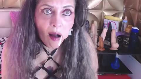 Snapshot of biky_hot chatting on January 21, 10:51 pm Biky Hot online show from January 21, 10:51 pm