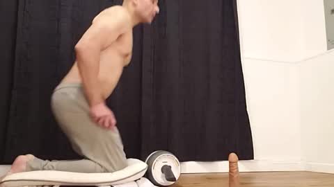 Bilie online show from December 14, 9:30 pm