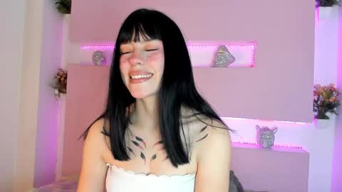 bilie__eilish online show from April 24, 1:13 pm