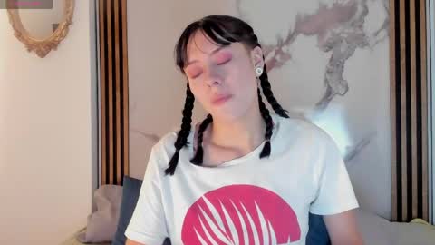Snapshot of bilie__eilish chatting on May 13, 12:46 pm bilie__eilish online show from May 13, 12:46 pm