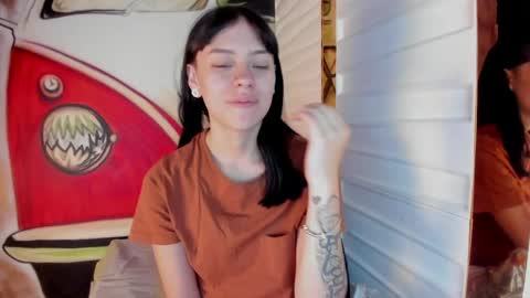 Snapshot of bilie__eilish chatting on May 19, 11:49 am bilie__eilish online show from May 19, 11:49 am
