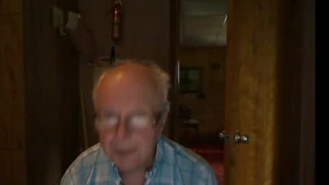 Snapshot of bill_25061 chatting on June 15, 5:37 pm bill_25061 online show from June 15, 5:37 pm