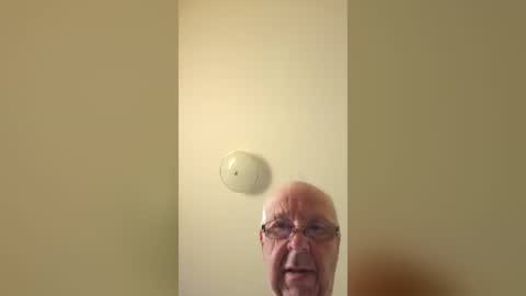 Snapshot of bill_25061 chatting on July 31, 12:48 pm bill_25061 online show from July 31, 12:48 pm