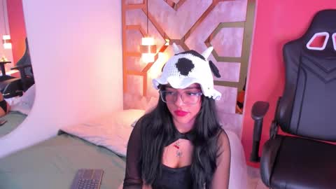 Billie online show from November 19, 3:06 am