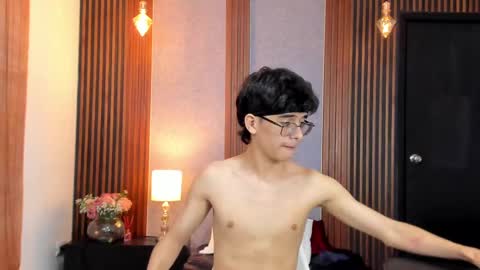 Snapshot of billie_jr chatting on February 25, 6:42 pm Billie online show from February 25, 6:42 pm