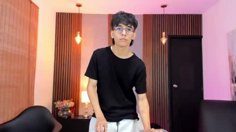 Snapshot of billie_jr chatting on February 28, 11:58 am Billie online show from February 28, 11:58 am