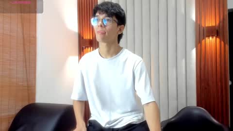 Snapshot of billie_jr chatting on September 29, 3:44 am Billie online show from September 29, 3:44 am