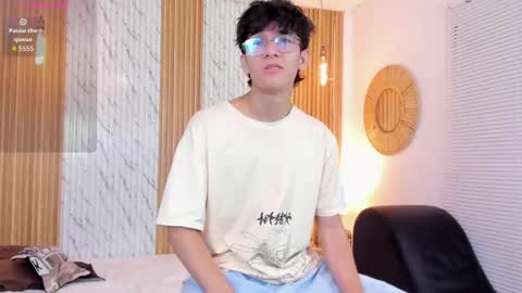 Snapshot of billie_jr chatting on October 16, 4:02 am Billie online show from October 16, 4:02 am