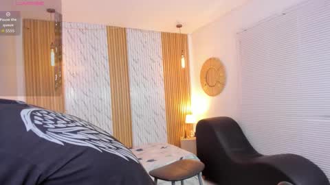 Snapshot of billie_jr chatting on October 20, 3:40 am Billie online show from October 20, 3:40 am