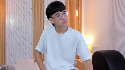 Snapshot of billie_jr chatting on November 7, 3:50 am Billie online show from November 7, 3:50 am