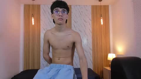 Snapshot of billie_jr chatting on November 16, 3:56 am Billie online show from November 16, 3:56 am