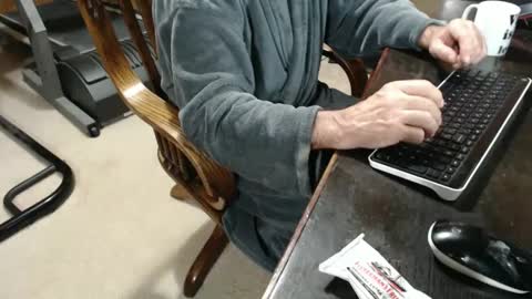 Snapshot of billy471 chatting on December 6, 2:28 pm billy471 online show from December 6, 2:28 pm