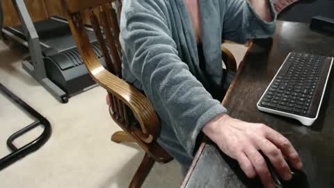 Snapshot of billy471 chatting on January 17, 8:22 pm billy471 online show from January 17, 8:22 pm