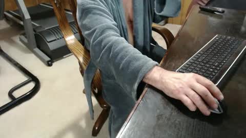 Snapshot of billy471 chatting on February 26, 11:09 am billy471 online show from February 26, 11:09 am