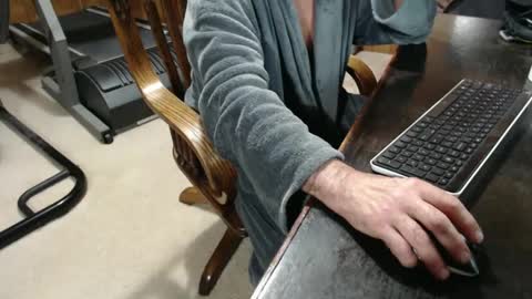 Snapshot of billy471 chatting on February 28, 10:09 am billy471 online show from February 28, 10:09 am