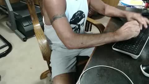 billy471 online show from May 4, 11:34 pm
