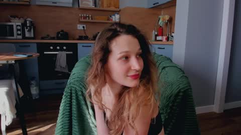 Billy and Lisahelp us to reach 100 likes online show from March 25, 7:25 am