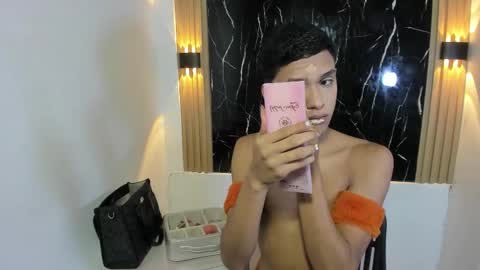 Snapshot of billy_jamees chatting on October 29, 11:23 am Sam online show from October 29, 11:23 am