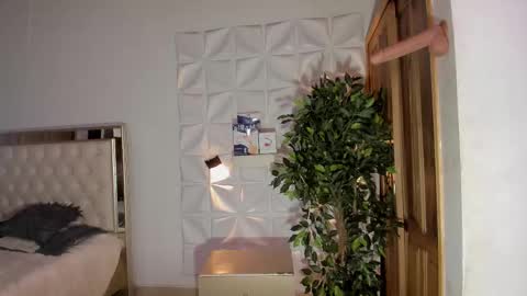 Snapshot of billy_jamees chatting on November 8, 4:34 am Sam online show from November 8, 4:34 am