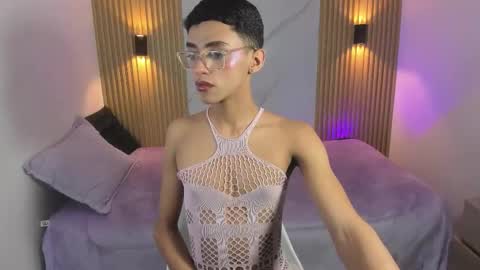 Snapshot of billy_jamees chatting on November 29, 3:42 am Sam online show from November 29, 3:42 am