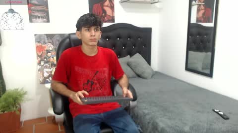 Snapshot of billy_wild chatting on May 29, 10:57 am billy wild online show from May 29, 10:57 am