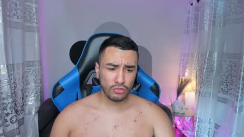 Snapshot of bilyryan1 chatting on January 23, 11:15 pm Nick Moca online show from January 23, 11:15 pm