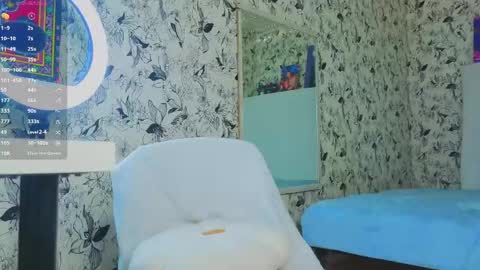 Snapshot of bimbaryboo chatting on June 5, 6:52 am Bima online show from June 5, 6:52 am