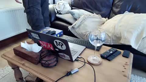 bindmedown online show from April 30, 6:03 pm