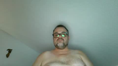 Snapshot of bingespannt43 chatting on August 6, 5:26 pm bingespannt43 online show from August 6, 5:26 pm