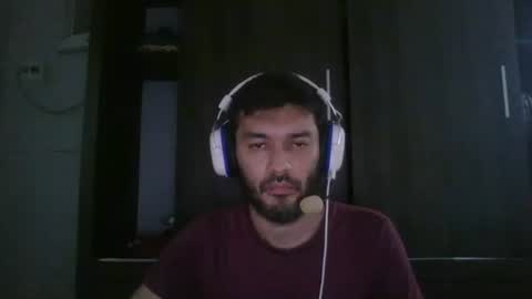 Snapshot of binhodm1 chatting on January 5, 1:26 pm binhodm1 online show from January 5, 1:26 pm