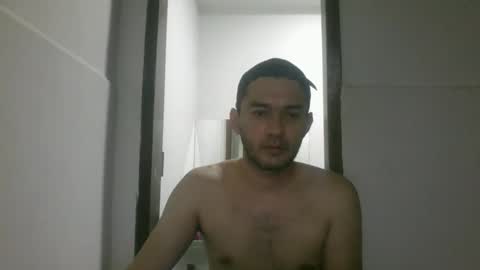 Snapshot of binhodm1 chatting on March 5, 7:16 am binhodm1 online show from March 5, 7:16 am