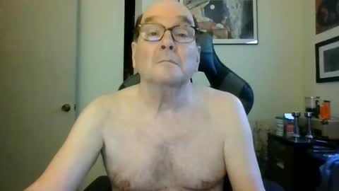 Snapshot of bink195234 chatting on June 5, 3:40 pm Bink195234 online show from June 5, 3:40 pm