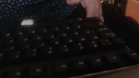 Snapshot of bionicski56 chatting on March 31, 1:51 am bionicski56 online show from March 31, 1:51 am