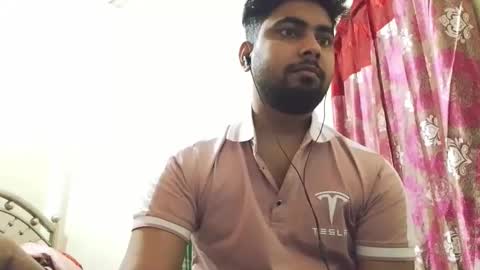 Snapshot of birbikrom104 chatting on November 12, 7:53 am birbikrom104 online show from November 12, 7:53 am