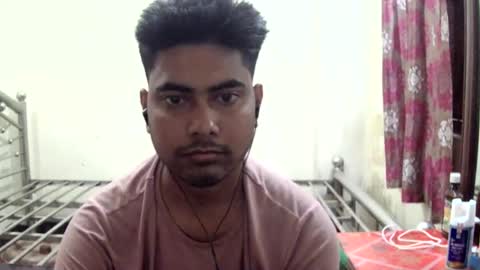 birbikrom104 online show from May 1, 4:28 am