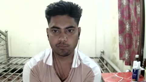 birbikrom104 online show from May 1, 4:33 pm