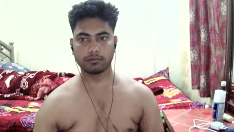 Snapshot of birbikrom104 chatting on May 3, 5:41 pm birbikrom104 online show from May 3, 5:41 pm