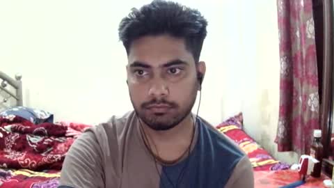 Snapshot of birbikrom104 chatting on May 10, 5:07 pm birbikrom104 online show from May 10, 5:07 pm