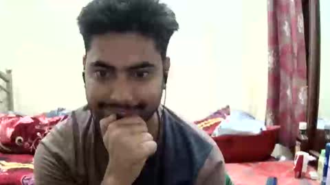 Snapshot of birbikrom104 chatting on May 12, 3:14 am birbikrom104 online show from May 12, 3:14 am