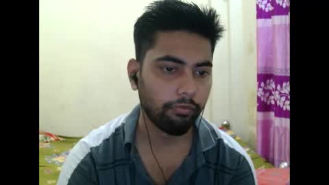 Snapshot of birbikrom104 chatting on June 7, 7:45 am birbikrom104 online show from June 7, 7:45 am